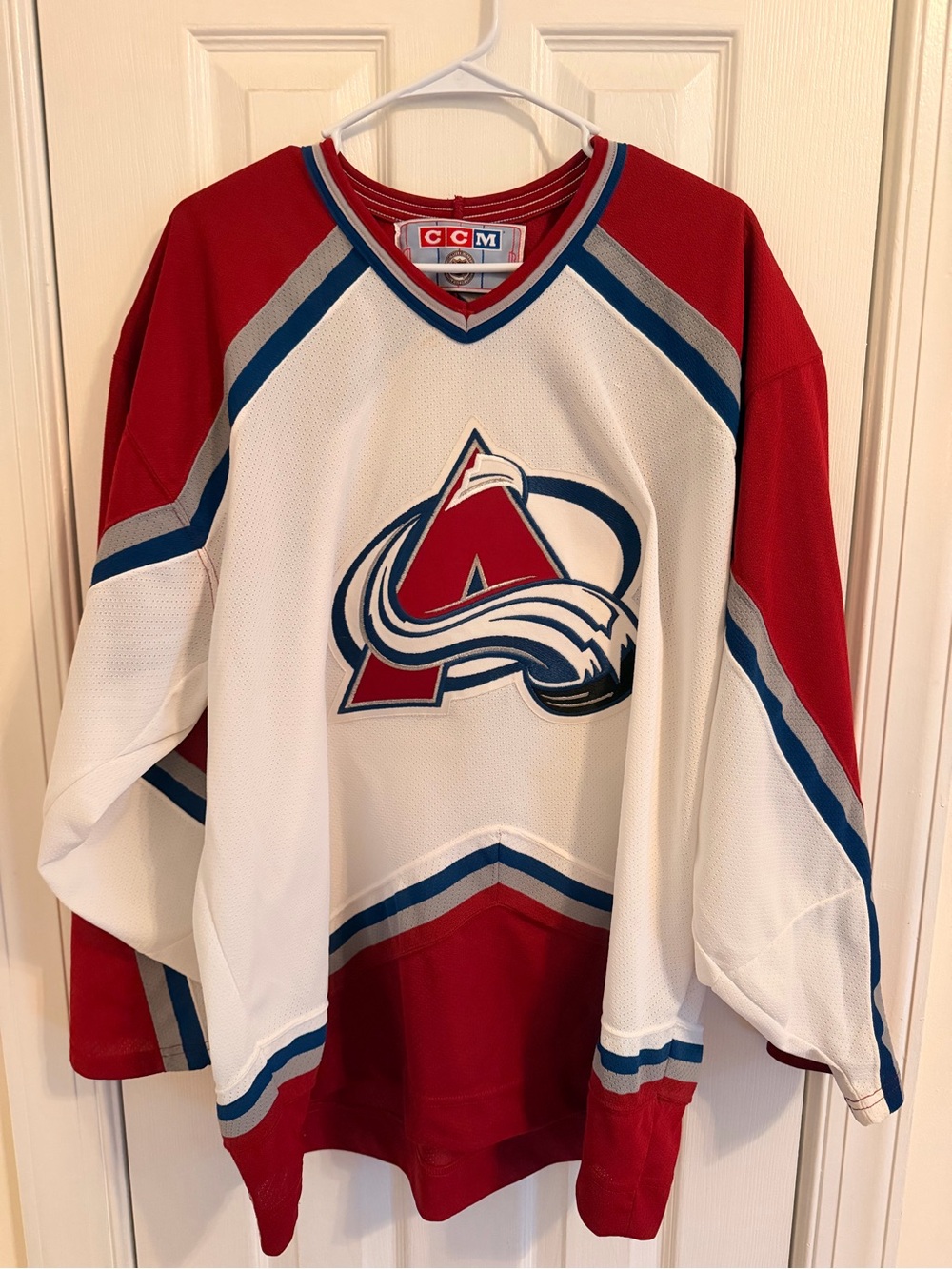 CCM White and Red Colorado Avalanche Hockey Jersey Vintage